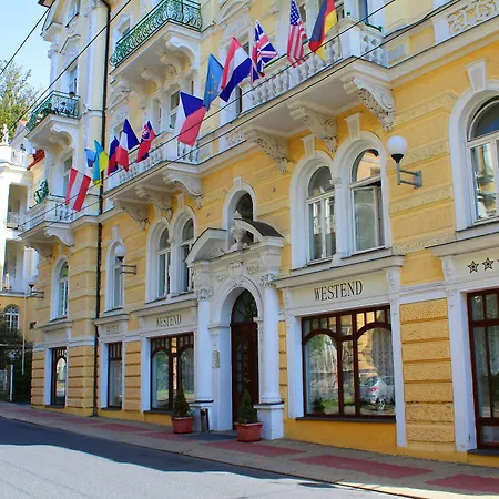 酒店 Westend 4*